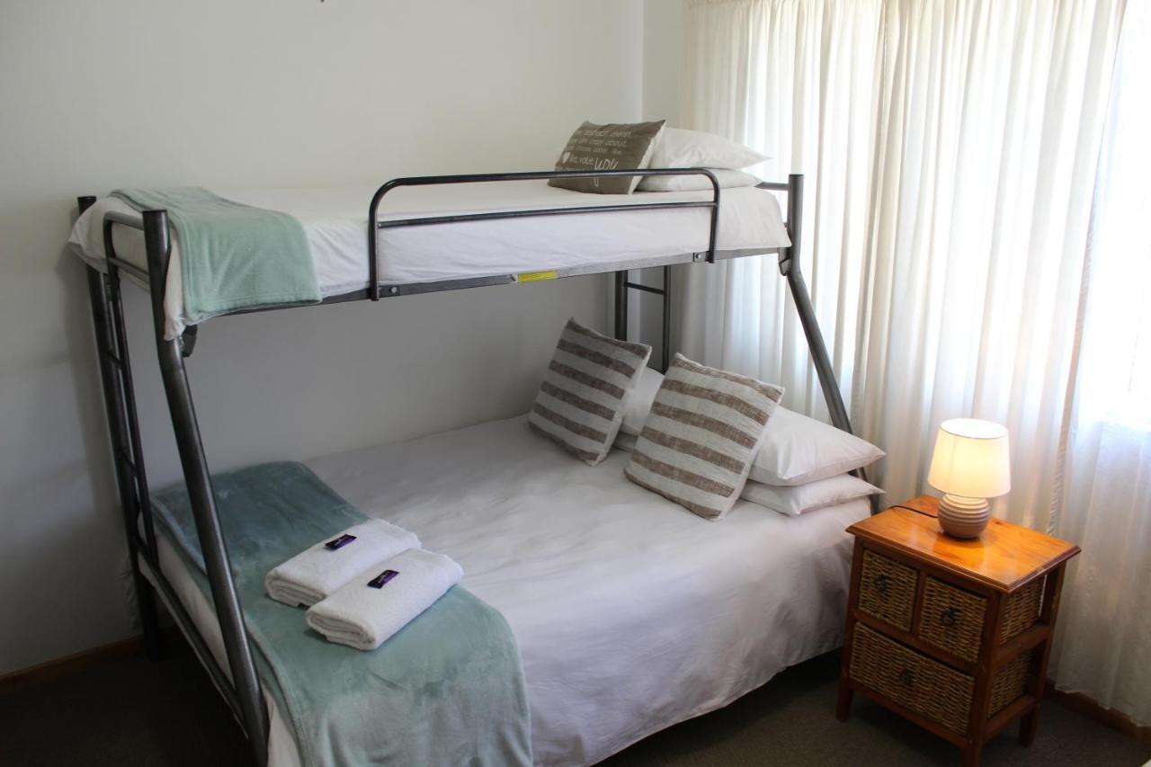 Van Biljon Cottage No Loadshedding เอาท์สโฮร์น ภายนอก รูปภาพ